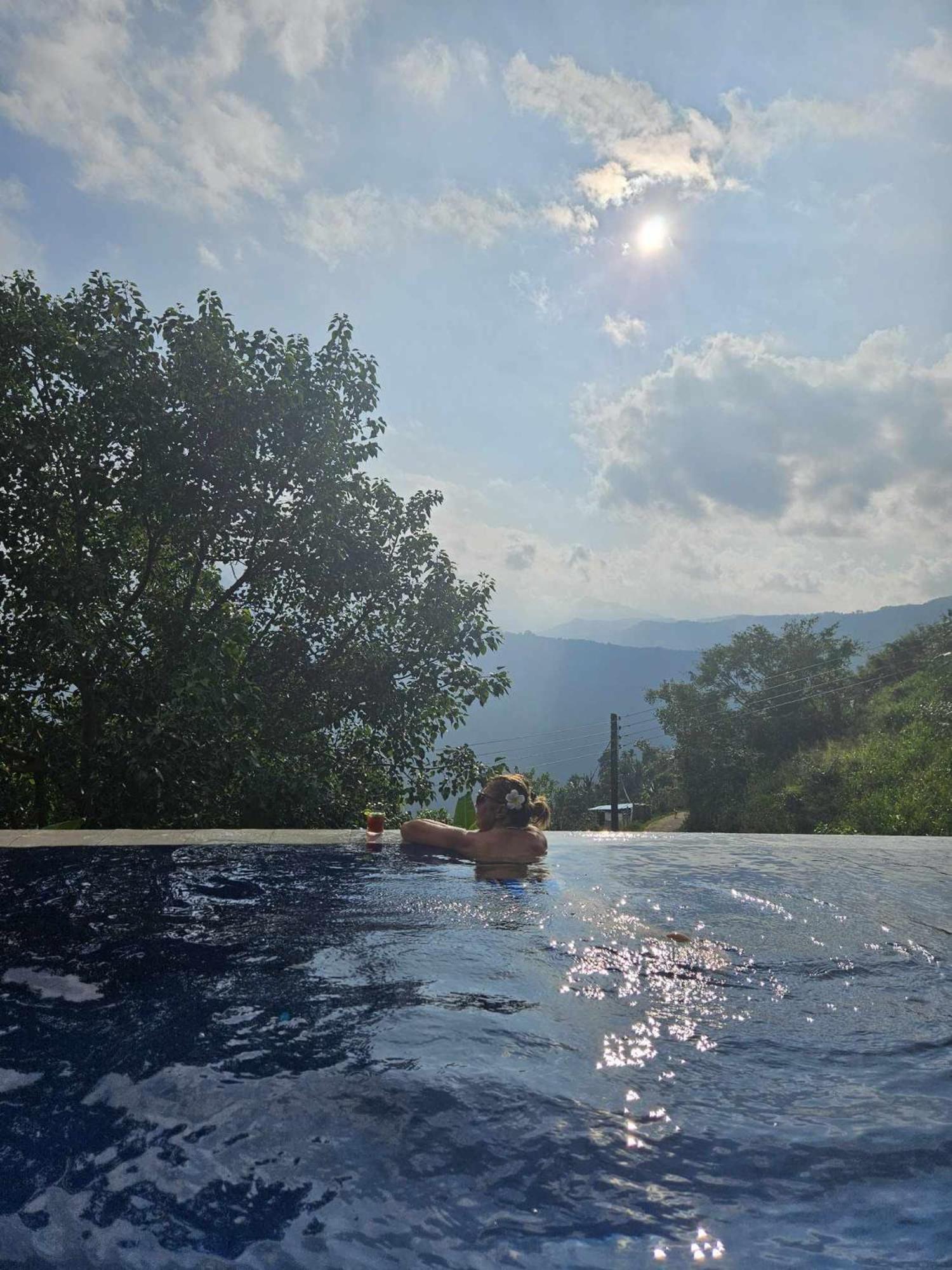 Awesome Place Элла