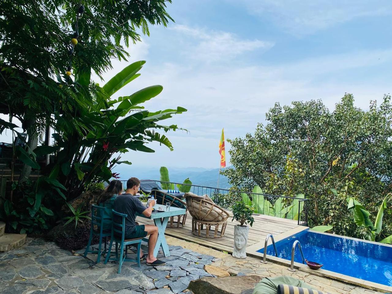 Awesome Place 3*